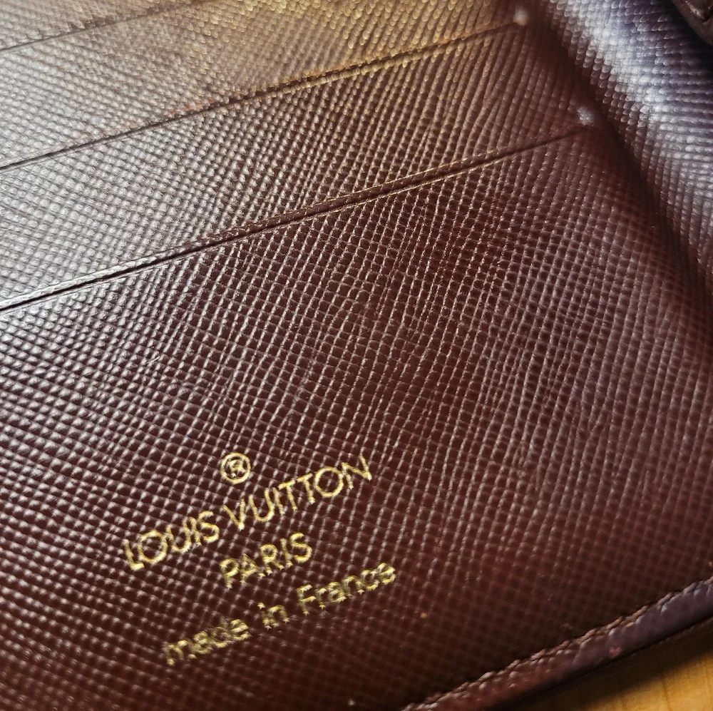 Louis Vuitton Monogram Bifold Unisex Wallet